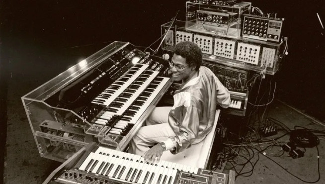Electronic Orchestra