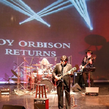 Roy Orbison Returns
