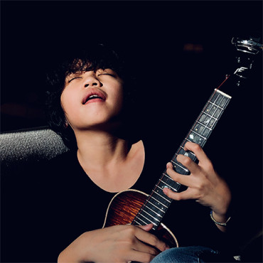 Feng E