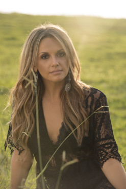 Carly Pearce