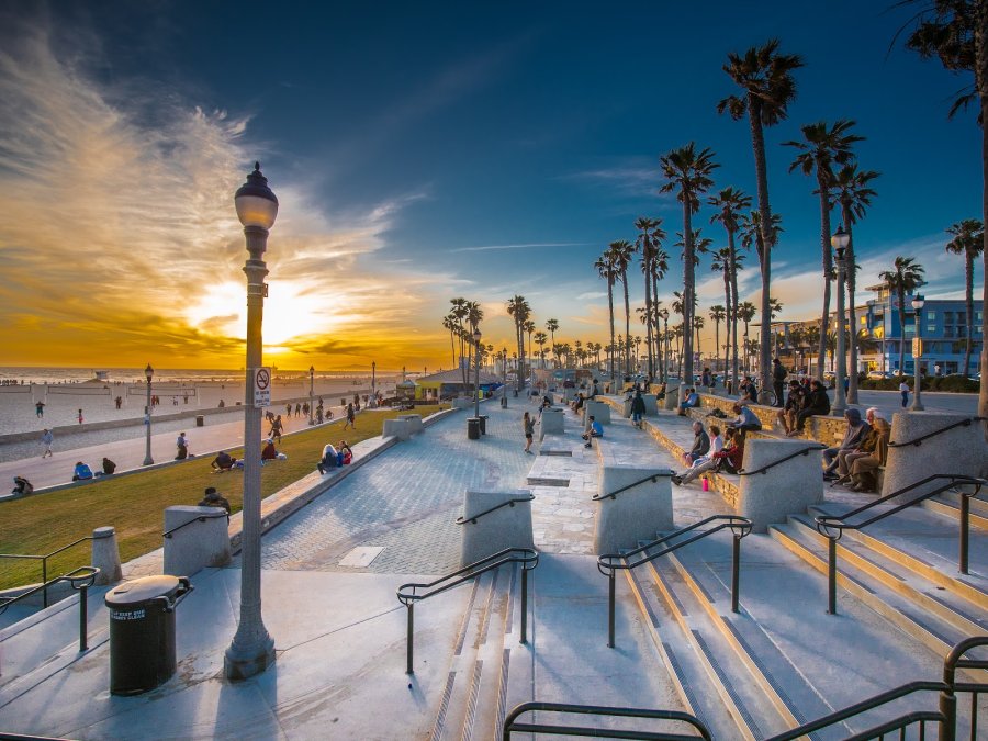 Huntington City Beach — photo 4 of 4