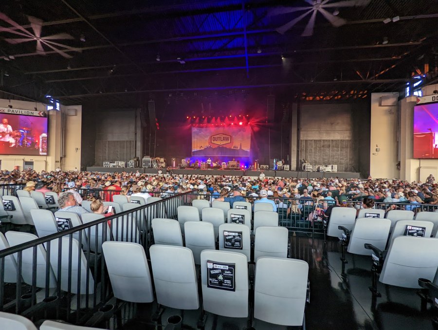 Dos Equis Pavilion — photo 2 of 4