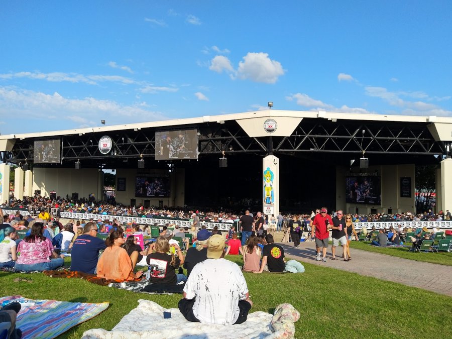 Dos Equis Pavilion — photo 3 of 4