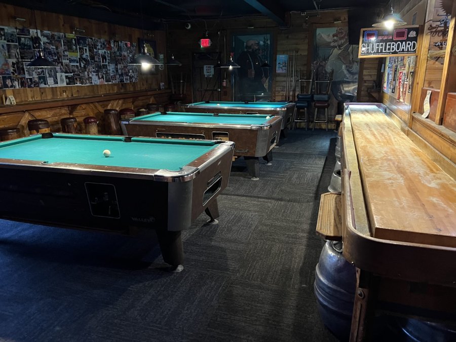 Chilkoot Charlie's — photo 2 of 4