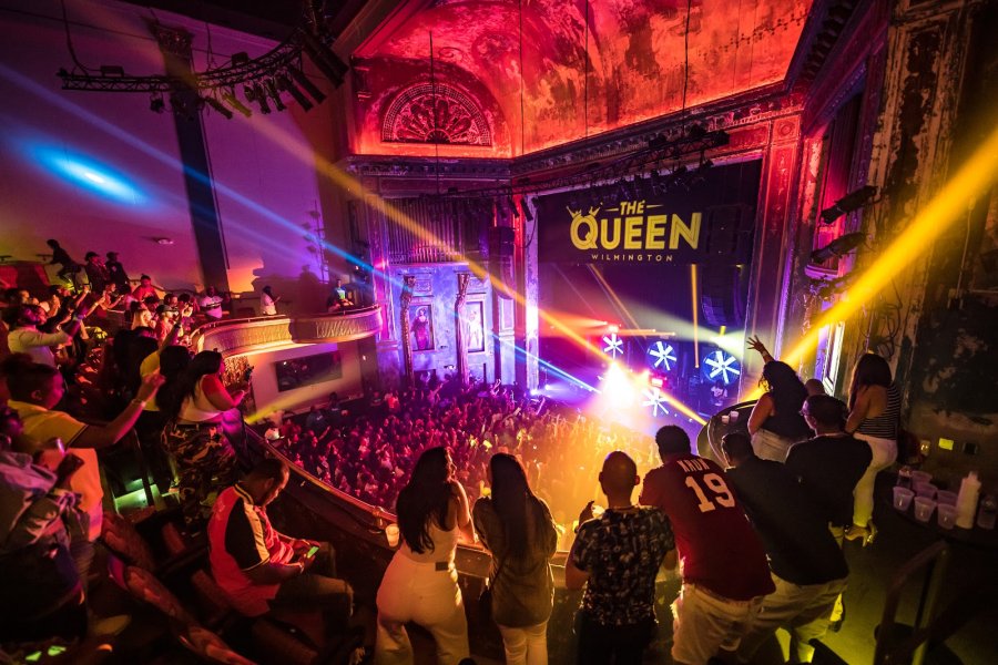 Crown Room - The Queen
