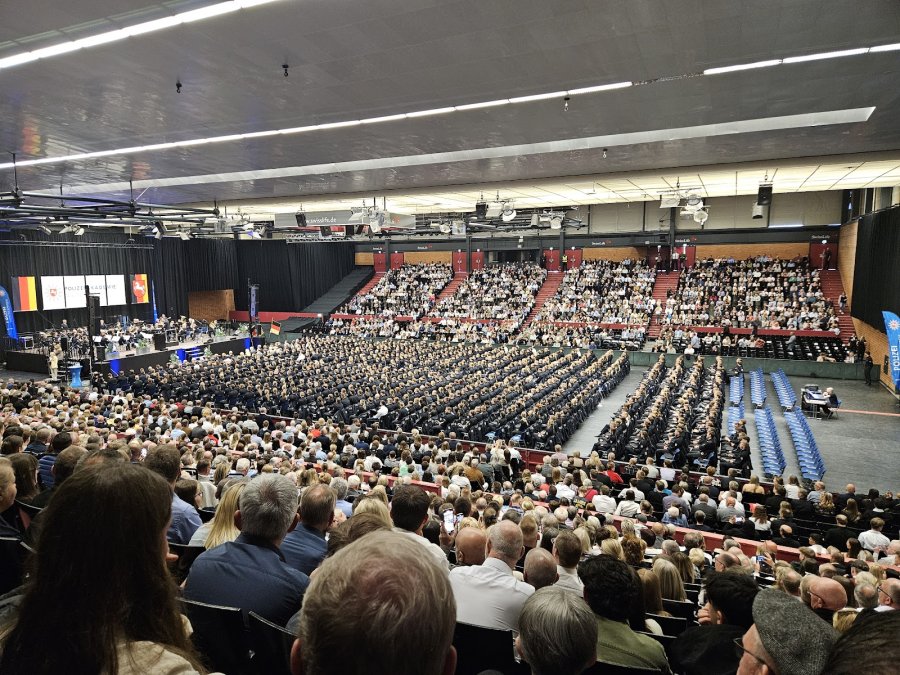 Swiss Life Hall — photo 2 of 4