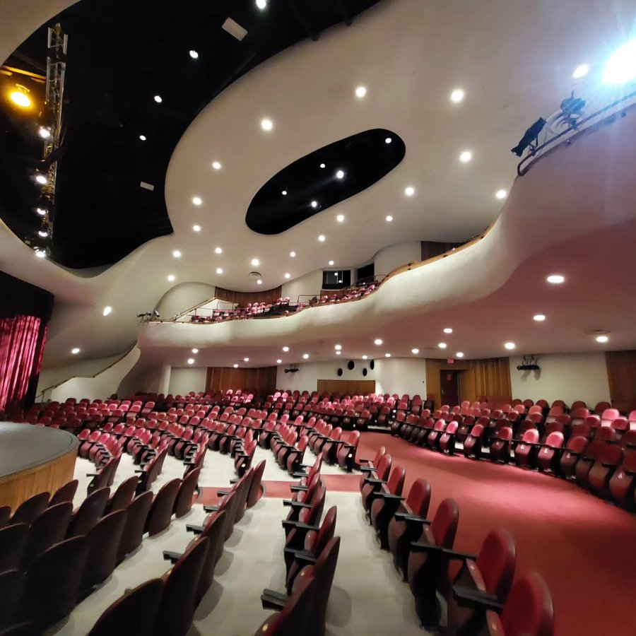 Douglas J. Cardinal Performing Arts Centre — photo 2 of 4