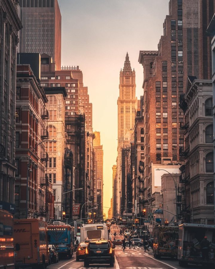 The Broadway — photo 2 of 4