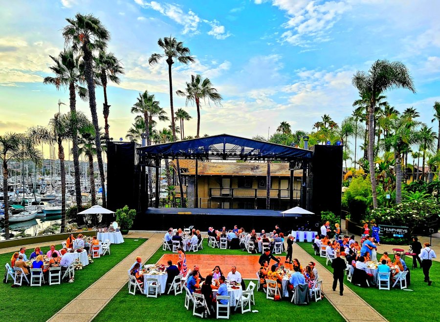 Humphreys Concerts By The Bay