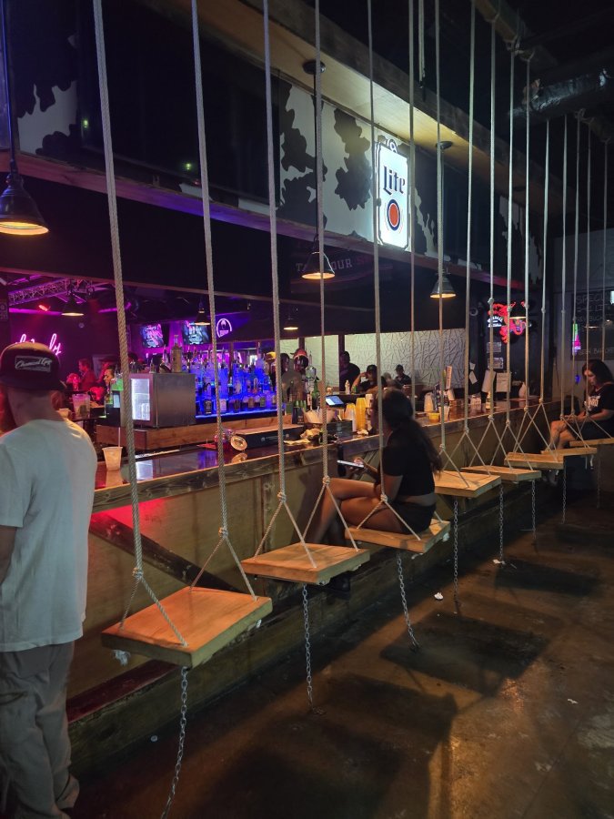 Revolver Dance Hall & Saloon — photo 3 of 4
