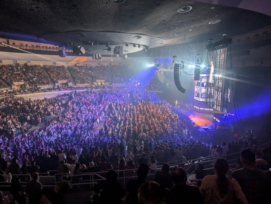 Neal S. Blaisdell Center - Arena — photo 2 of 4