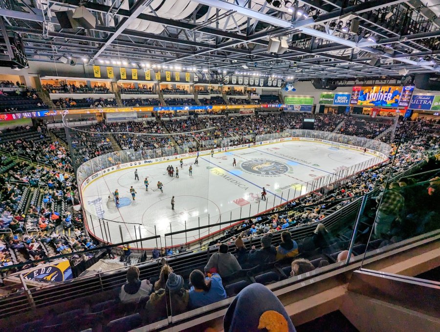 Huntington Center — photo 2 of 4