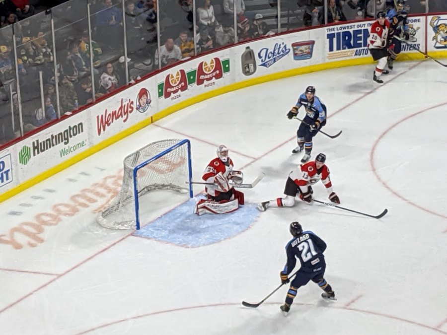 Huntington Center — photo 3 of 4