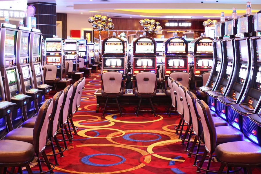 Northfield Park Racino - Center Stage — photo 2 of 4
