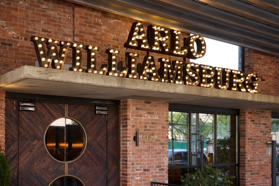 The Rooftop At Arlo Williamsburg