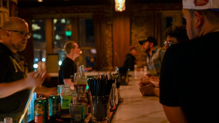 Lulu's Downtown — photo 3 of 4