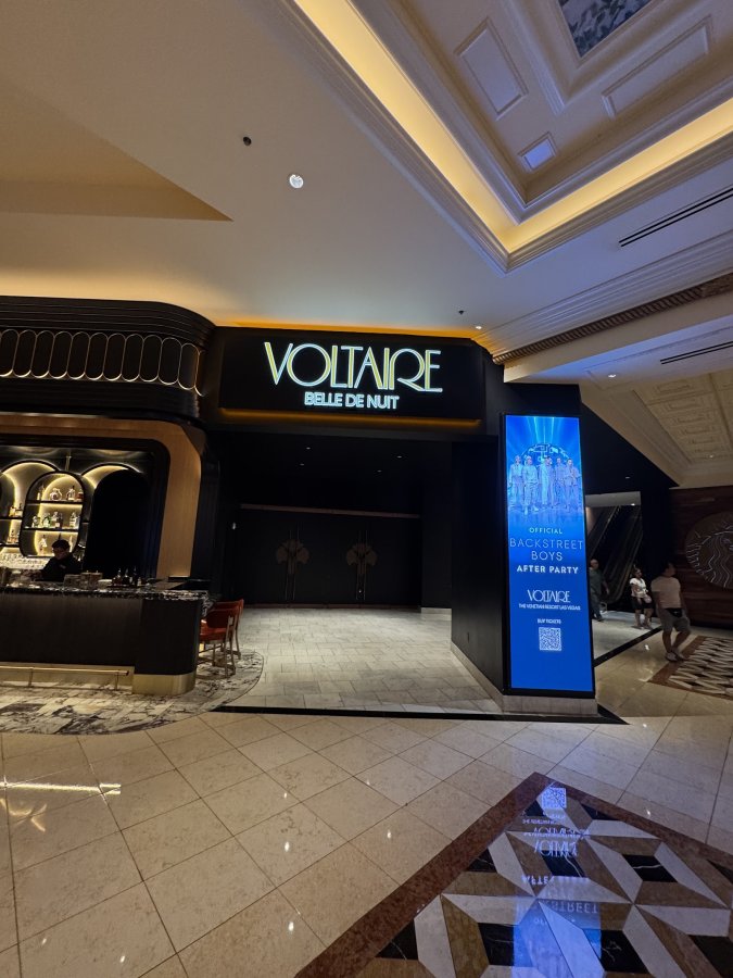 Voltaire At the Venetian Hotel Las Vegas — photo 4 of 4