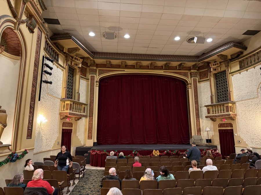 Crighton Theatre — photo 3 of 4