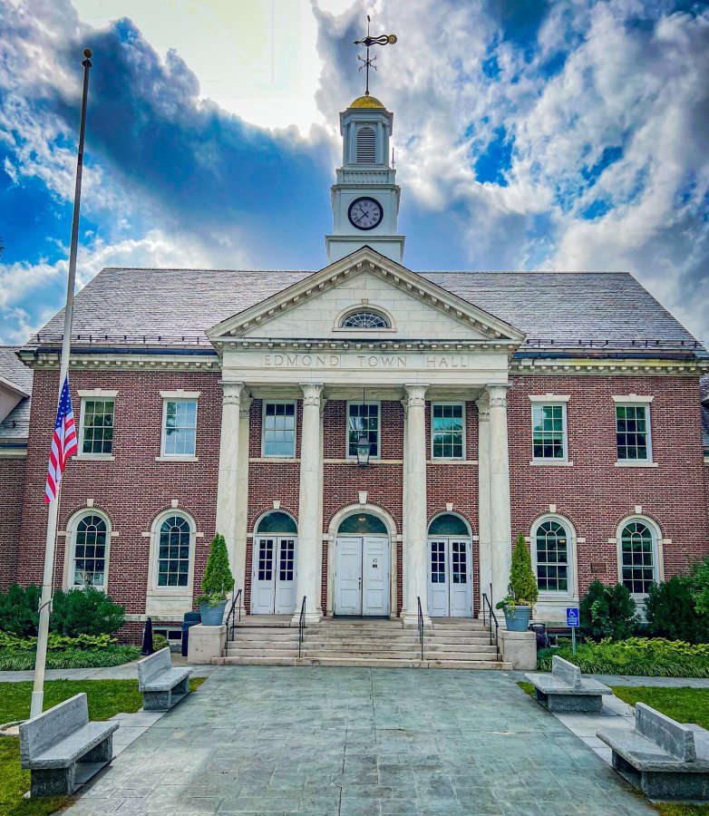 Edmond Town Hall