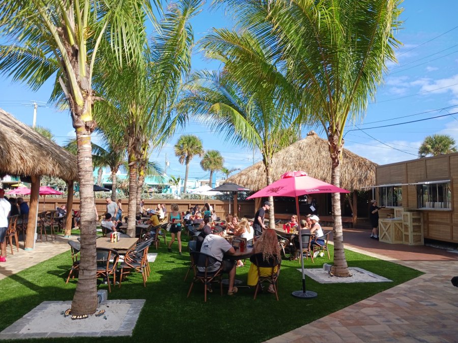 Dirty Birds Tiki Bar & Grill — photo 4 of 4