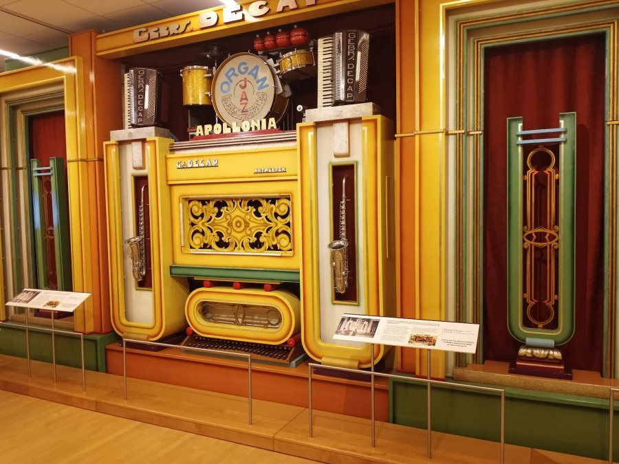 Musical Instrument Museum - Music Theater — photo 3 of 4