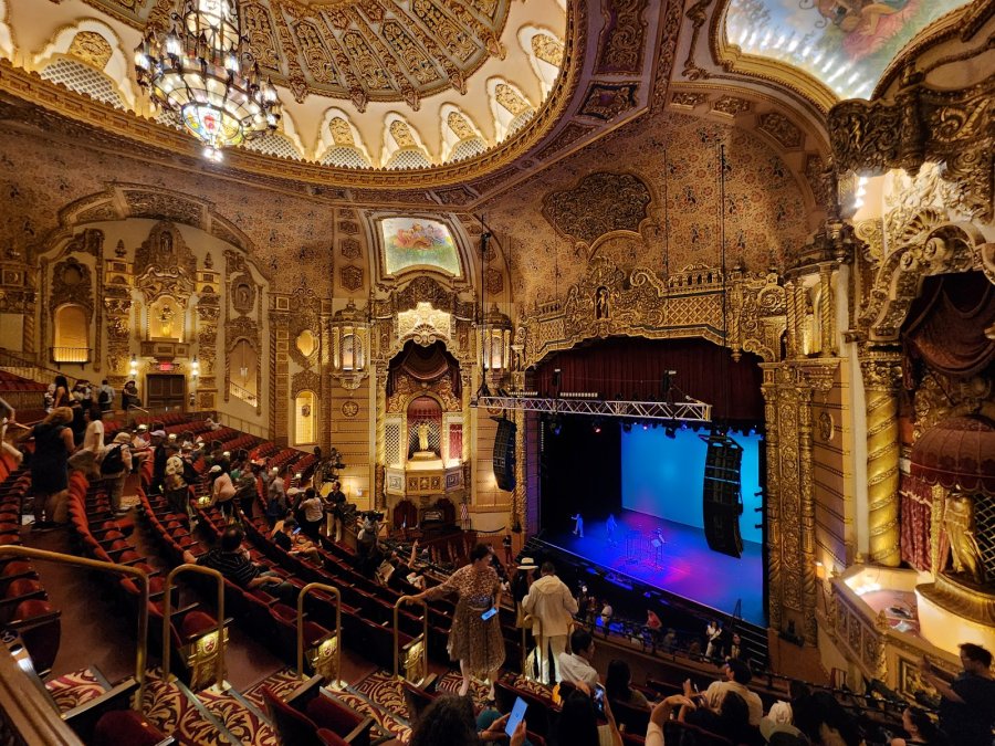 St. George Theatre — photo 2 of 4
