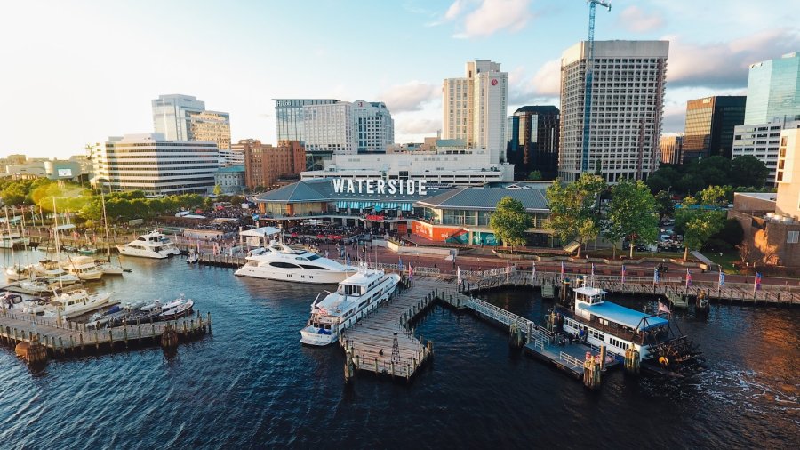 Waterside District — photo 3 of 4