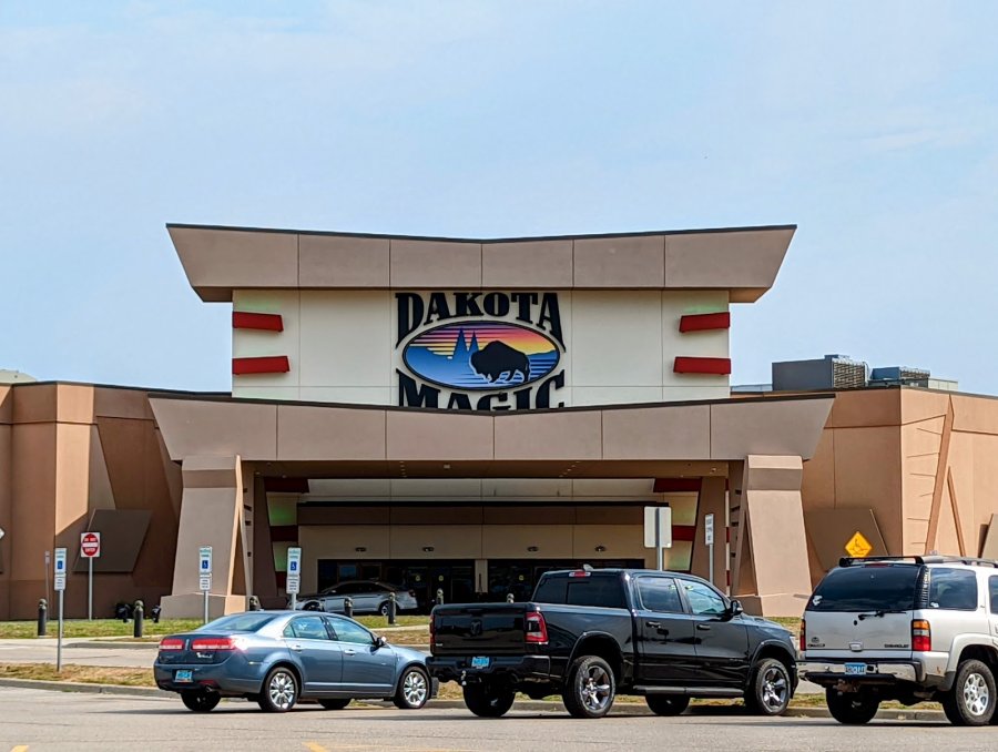 Dakota Magic Casino — photo 2 of 4