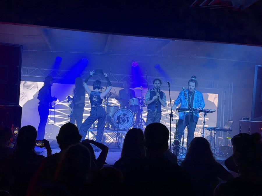 The 808 — photo 3 of 4