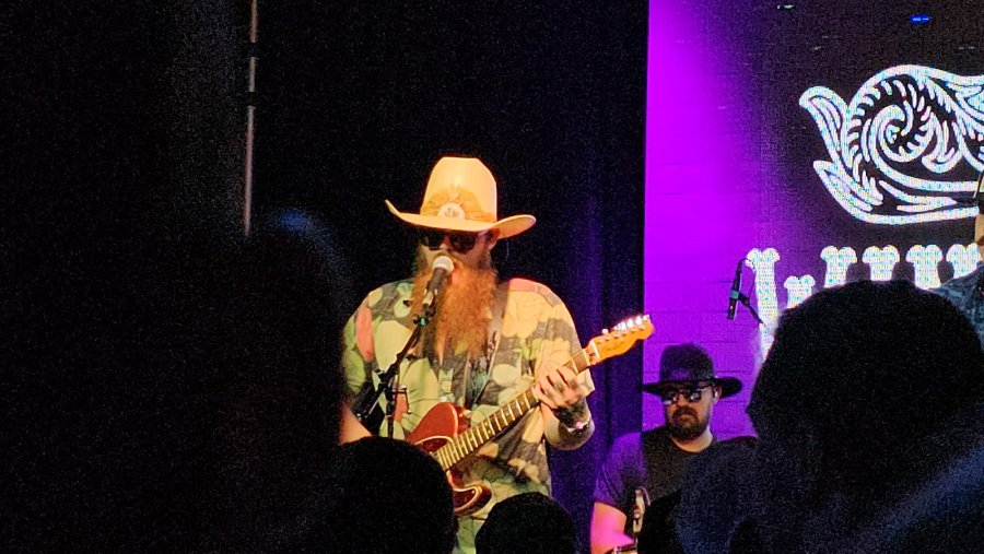 Vivid Music Hall — photo 3 of 4