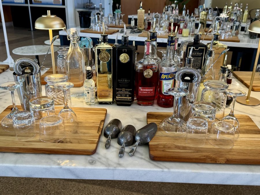 Gold Bar Whiskey Distillery Tasting Room — photo 4 of 4