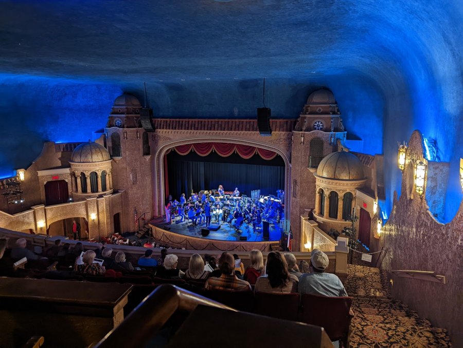 Paramount Theatre — photo 2 of 4