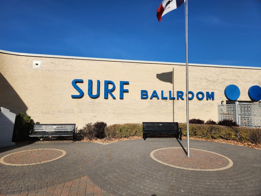 Surf Ballroom — photo 2 of 4