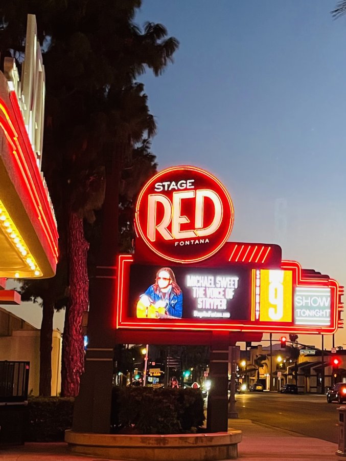 Red Stage Fontana — photo 3 of 4