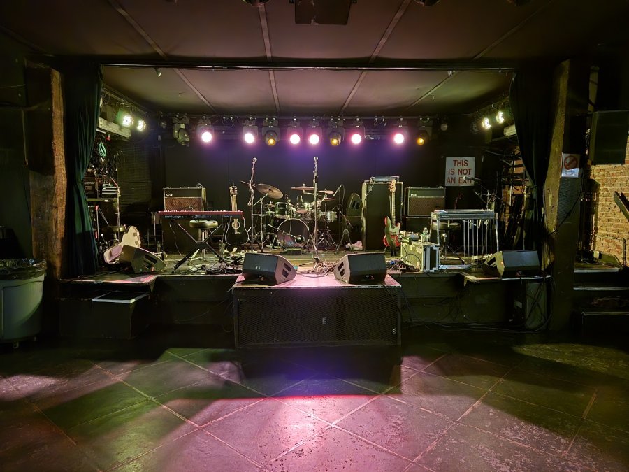 Mercury Lounge — photo 2 of 4