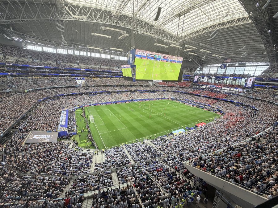 AT&T Stadium — photo 3 of 4