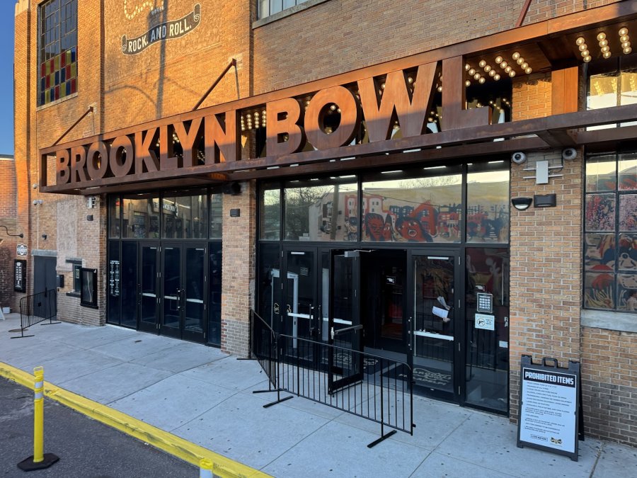 Brooklyn Bowl — photo 2 of 4