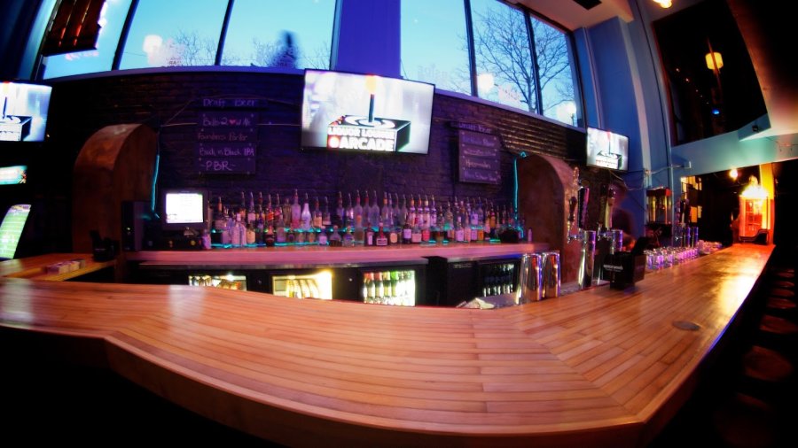 The B Side Liquor Lounge