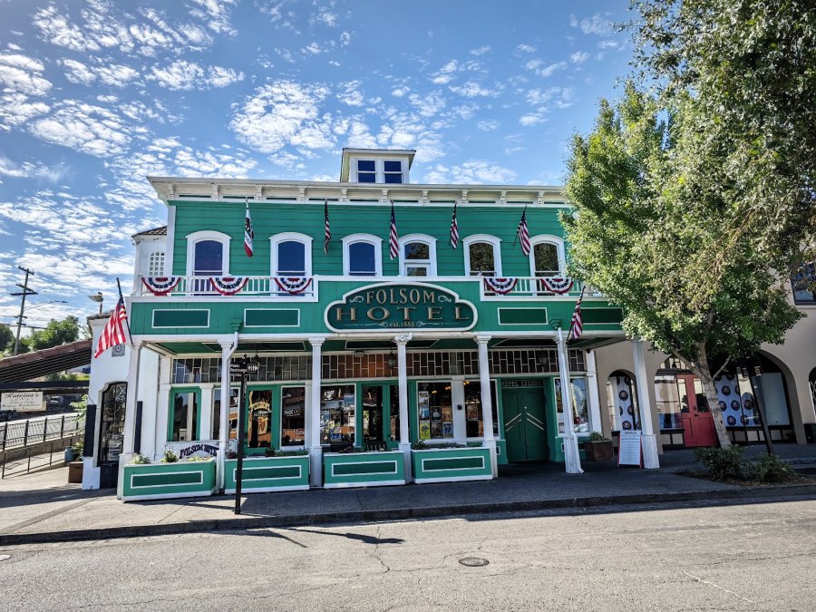Folsom Hotel Saloon — photo 4 of 4