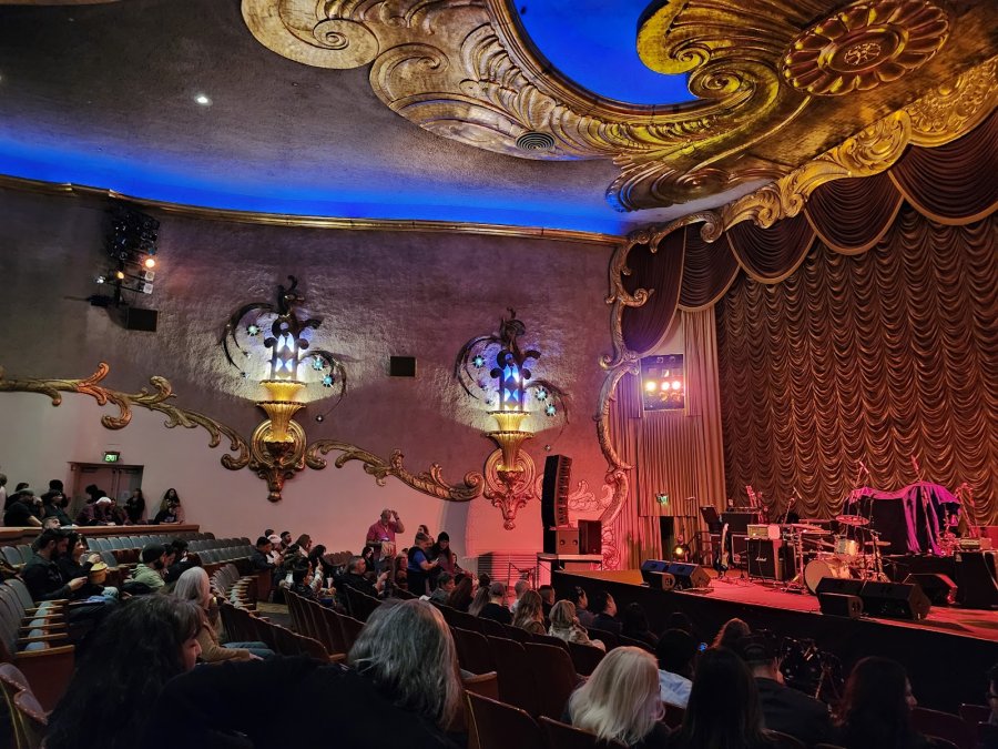 Crest Theatre — photo 3 of 4