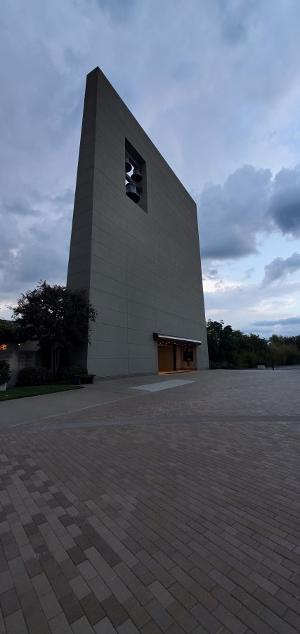 Cathedral of Hope — photo 3 of 4