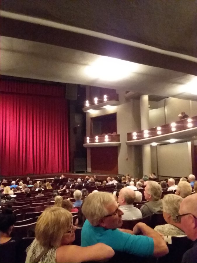 Castle Theater at Maui Arts & Cultural Center — photo 4 of 4