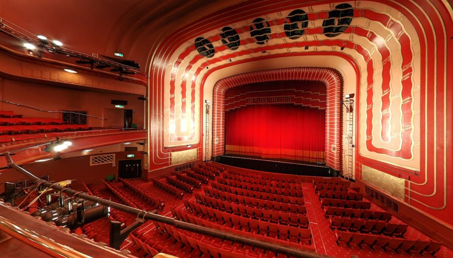 New Theatre — photo 2 of 4