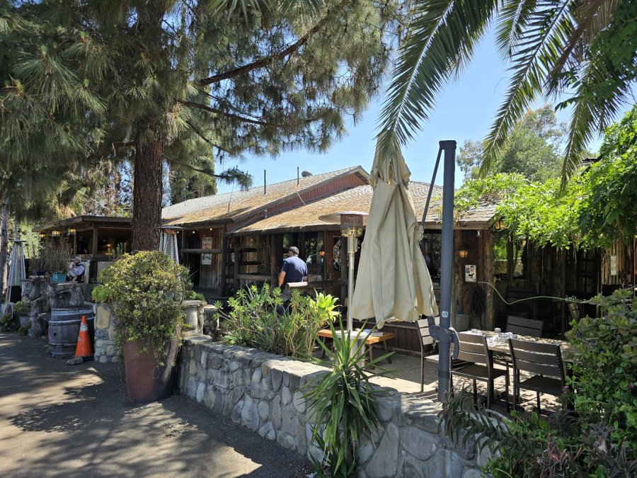 Ojai Deer Lodge — photo 4 of 4