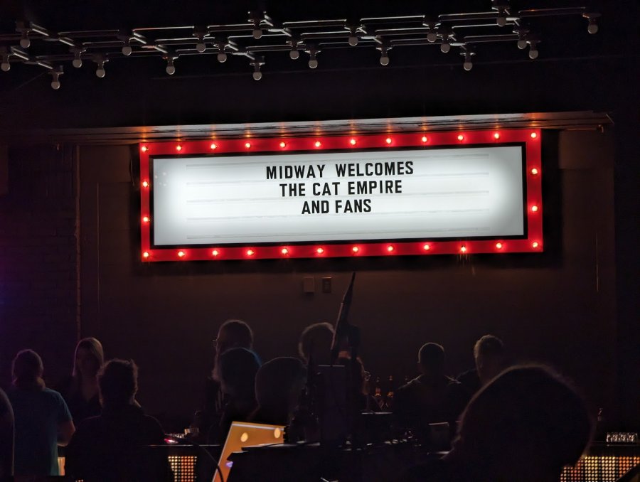 Midway — photo 2 of 4