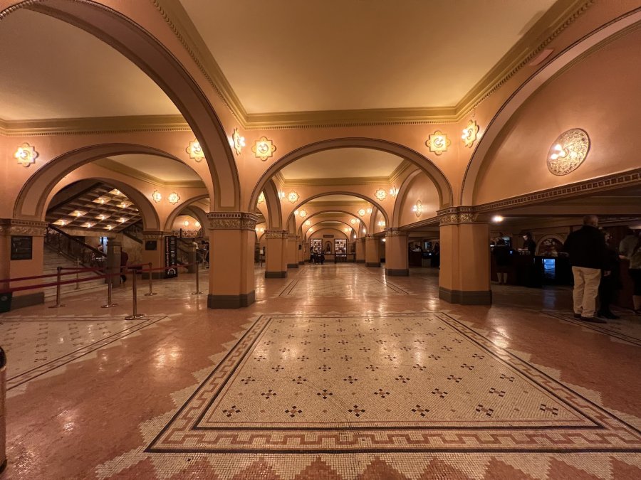 Auditorium Theatre — photo 3 of 4