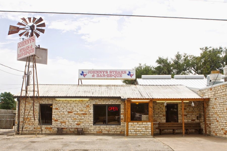 Johnny's Steaks & Bar-Be-Que — photo 4 of 4