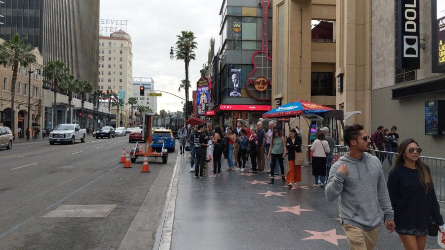 Hollywood BLVD — photo 3 of 4