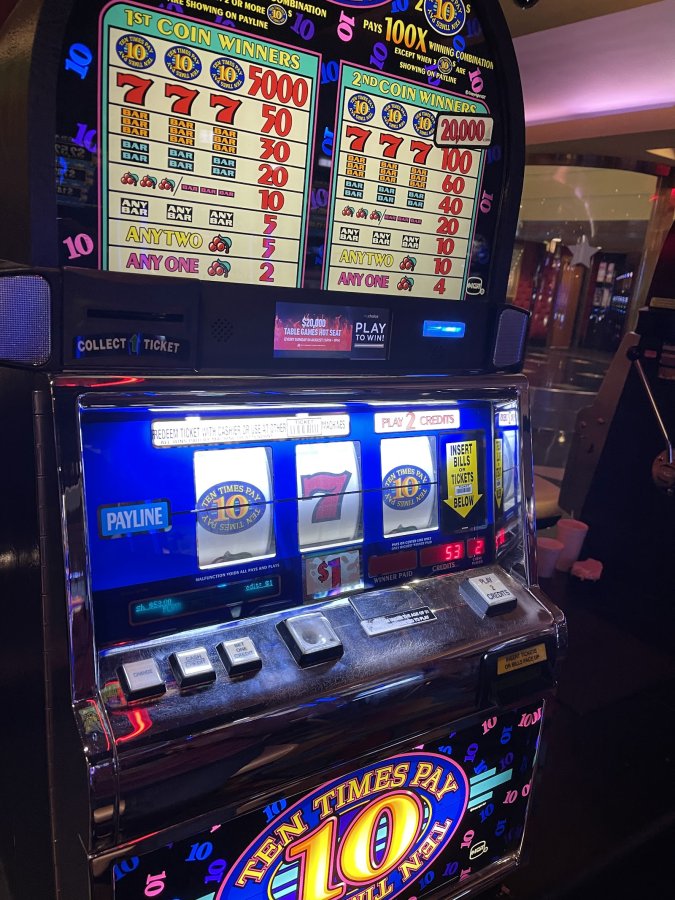 Hollywood Casino at Charles Town Races — photo 4 of 4