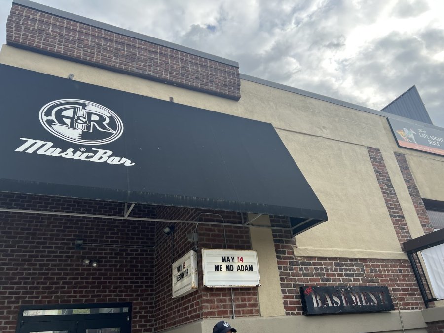 A and R Music Bar
